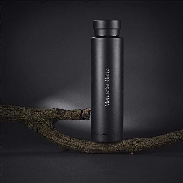 Alex Varga Shackleton Stainless Steel Vacuum Water Bottle - 800ml - Image 12