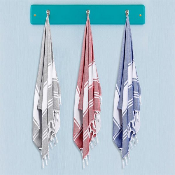 US Basic Santa Cruz Cotton-Rich Beach Towel & Drawstring Bag - Image 4