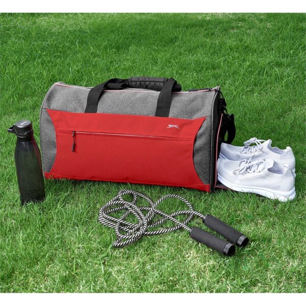 Slazenger Wembley Sports Bag - Image 2